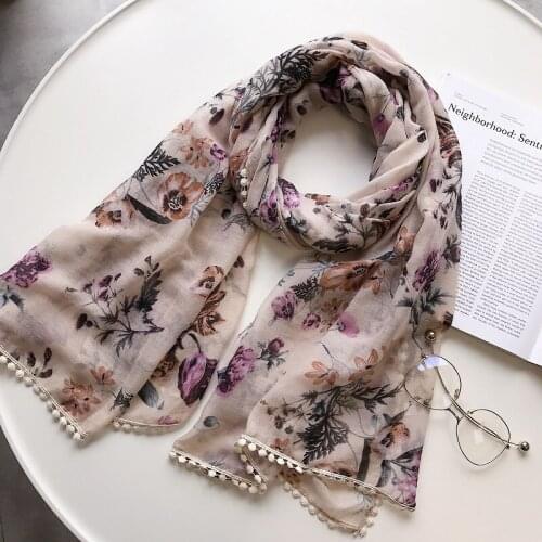 2018 Fashion Beautiful Flower Small Pompon Shawls And Scarves Long Viscose Floral Pompon Trim Wrap Hijab Free Shipping