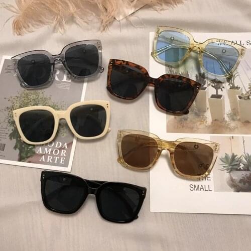 Evrfelan Women's Glasses And Cases