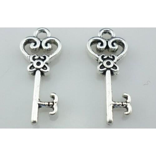 40pcs Tibetan Silver Key Charms Craft Pendants 9x21mm Jewelry Findings