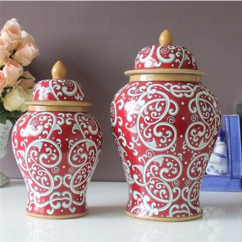 European style Temple jar sitting room blue and white porcelain ceramic ginger jar vase red