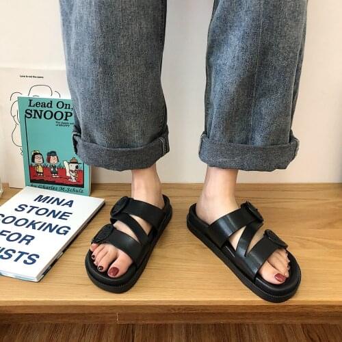 Gilrs Cool Outdoor Beach Sandals Simple Flat Slippers Women Wear Vacation Sandals Outside Summer Breathable Sandals