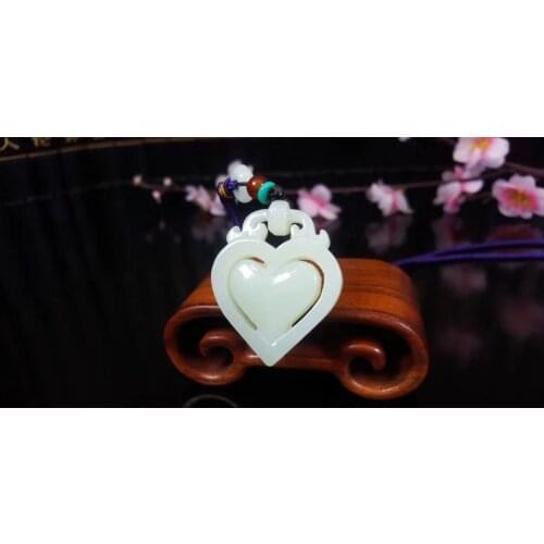 Natural hetian white jade handcarved love heart shape pendant simple retro pendant temperament jewellery fashion for woman