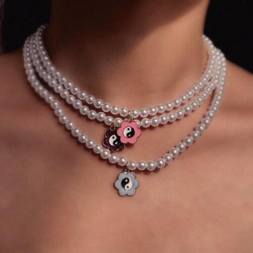 Punk Colorful Flower Yin Yang Bagua Pearl Necklace For Women White Imitation Pearls Bead Flower Charms Clavicle Chain Jewelry