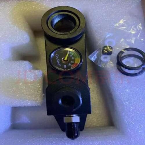 U is connected with double meter front external constant pressure valve U is connected with one U valve U type valve middle grip