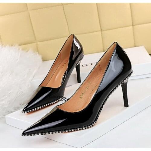 2021 Spring Luxury Women 9cm High Heels Suede Pumps Tacones Vintage Lady Khaki Black Flock Stiletto Heels Drag Queen Party Shoes