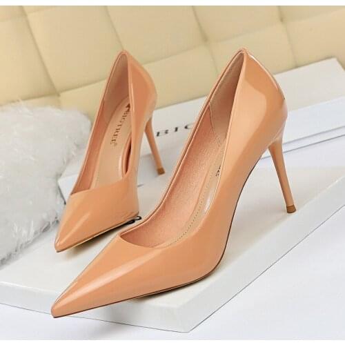 Sexy Shallow Thin High Heels Pumps Dress Party Office Ladys Pumps Pointed Toe Autumn New Patent leather Women Shoes Stilettos