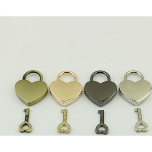 10 Pieces Heart-Shaped Jewelry Light Gold Silver Lock Hardware With Decorative Wedding Padlock Luggage Hanging Concentric Locks
