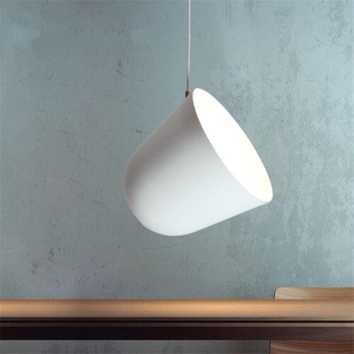 Nordic Rotating White Black Pendant Lights Bedroom Living Room Dining Room Study Modern Creative LED Home Pendant Lamps Fixtures