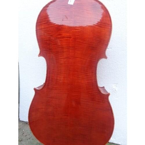 4/4 size cello with flamed maple back , old spruce top very nice sound SWGD cello