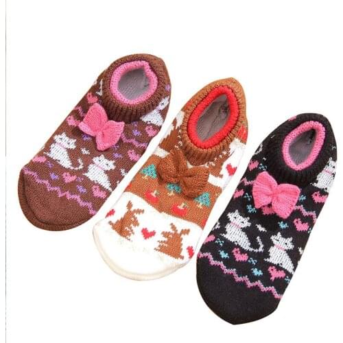 Non-slip Floor Socks For Women Autumn Winter Warm Plus Velvet Thermal Christmas Socks Gift Cute Plush Ball Fleece Home Socks