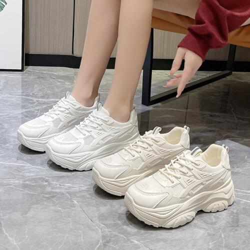 ToLugui Footwear
