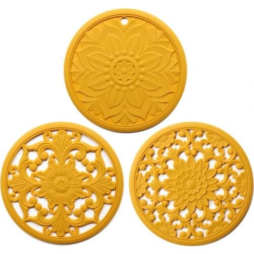 3Pcs/Set Silicone Practical Mat Heat Resistant Reusable Safe Table Hollow Coster Pad Kitchen Accessories for Home