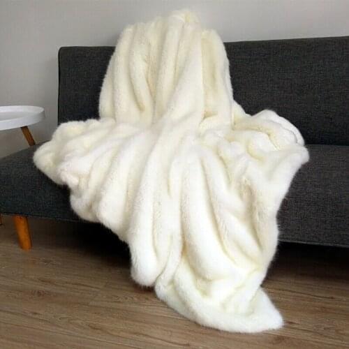 Alherff Fleece Blankets On The Sofa