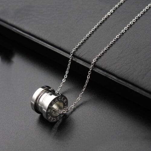 Fashion titanium steel spring pendant simple stainless steel clavicle necklace new accessories hot sale