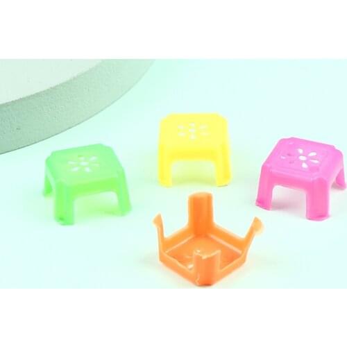 1Pc Mini Plastic Dollhouse Furniture Toy Small Square Stool Model Play Dollhouse Stool Pretend Toy Accessories Random Color