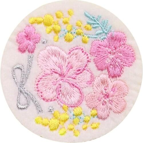2PCS Bow-knot Flowers Patches Round Badges Patches Iron on Embroidery Applique for Clothing DIY Sewing Apparel Accessories