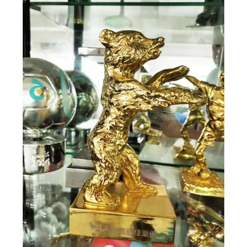 2021 Golden Bear Awards Trophy, Replica Gold Bear Trophy, Zinc Alloy Gold Bear Trophy