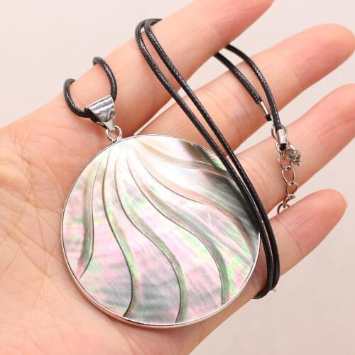 2021Hot Selling Natural Freshwater Shell Alloy Round Pendant Necklace Diameter 2.0mm Making Jewelry Gift Mother of Pearl Shells