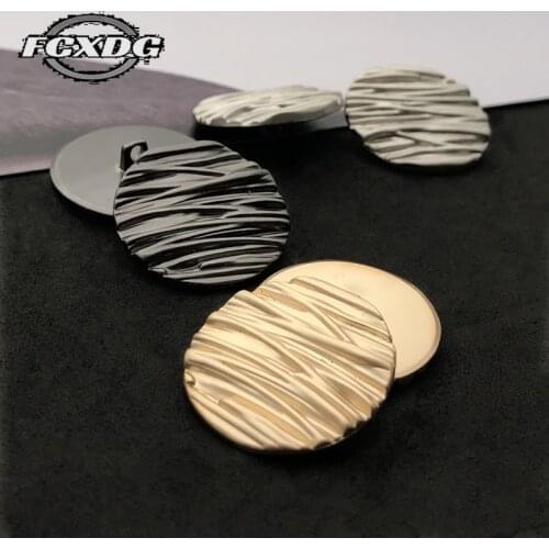 10pcs/lot Stripe Design Black Metal Buttons for Coat Embellishments for Clothing Fashion Buttons for Clothes DIY Sewing Supplies