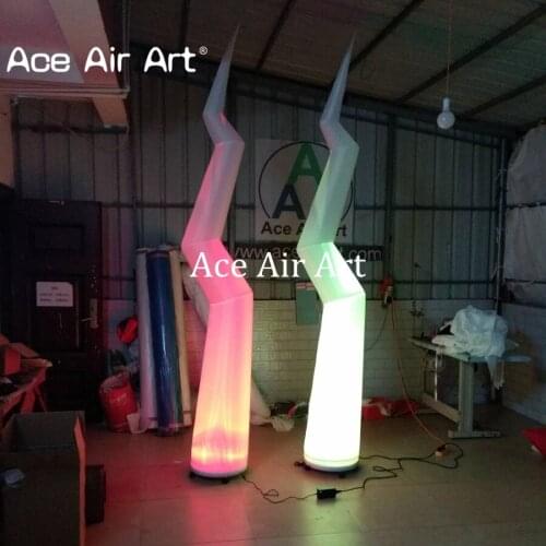 The cheapest 2 pcs inflatable flash lighting pillar,ground led decoration flash cone with base blower for wedding lawn party