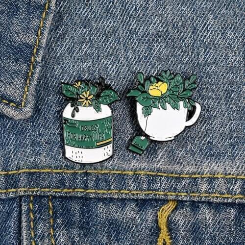 Green Potted Plants Coffee Tea Happy Life Brooch Enamel Pins Metal Broches for Women Badge Pines Metalicos Brosche Accessories
