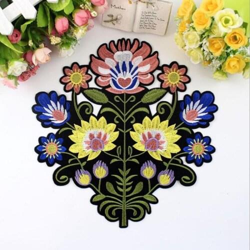 1pcs Flower patch Patches for Clothing Iron on garment applique embroidery