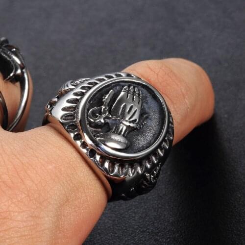 Personality 316L Stainless Steel Ring Jesus Praying Hands Ring Retro Motorcycle Party Punk Style Biker Ring Hip Hop Jewelry