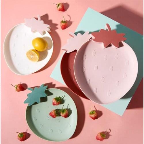 Creative Strawberry Shape Candy Snacks Nuts Seeds Dry Fruits Plastic Plates Dishes Bowl Breakfast Tray Home Kitchen Supplies