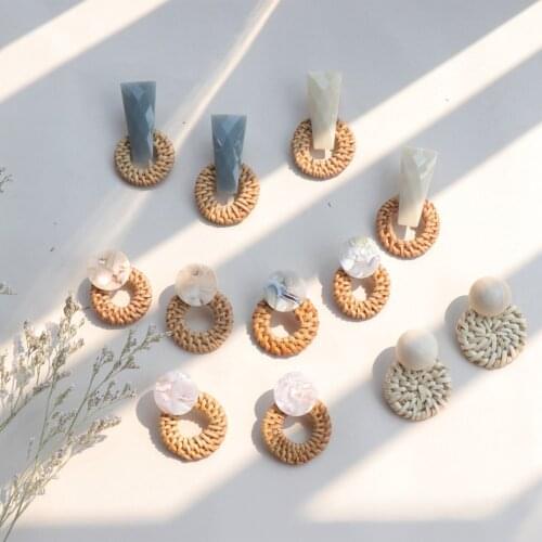 Round hollow earrings bamboo and rattan straw minimalist holiday retro earrings