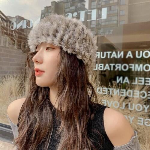 The New Headband Rabbit Fur Material To Keep Warm In The Fashionable Womens Hat The Elastic The Hair Band For The Winter