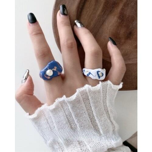 U-Magical Textured Irregular Handmade Enamel Contrasted Ring for Women Causal Simulation Pearl Index Finger Ring Jewellery