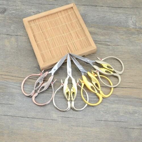 1Pc 11cm Antique Cross Stitch Sewing Scissor European Retro Vintage Craft Sewing Tailor Scissor Handicraft DIY Hand Tool