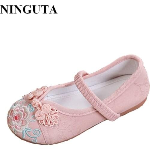 Traditional embroidered toddler girl shoes butterfly buckle flat casual kids shoes for girl
