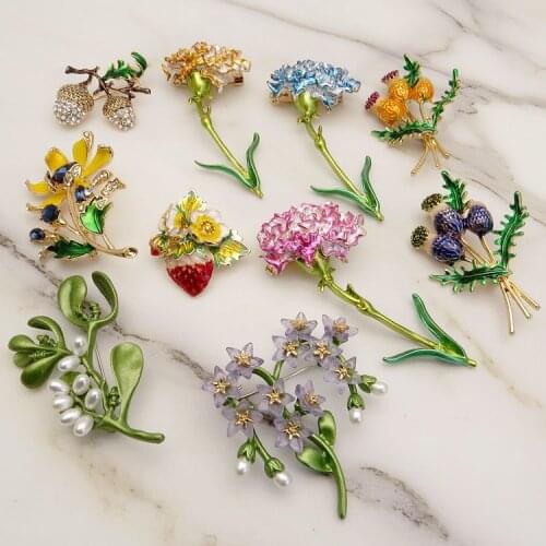 2020 Sale Enamel Pin Broche Hand Painted Paint Contrast Brooch Antique Stone Versatile Simple Temperament Female New Decoration