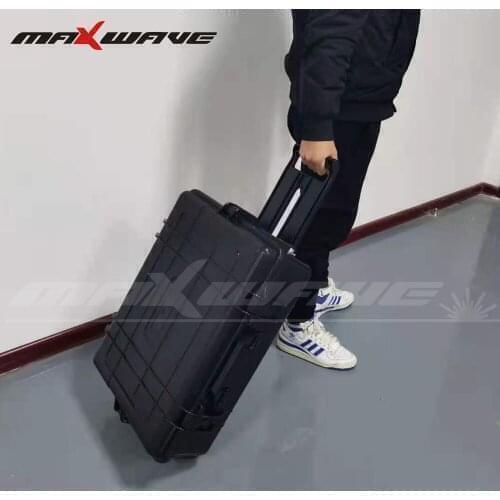 Electric rust removal 100W laser cleaner with cleaning gun for removal of rust