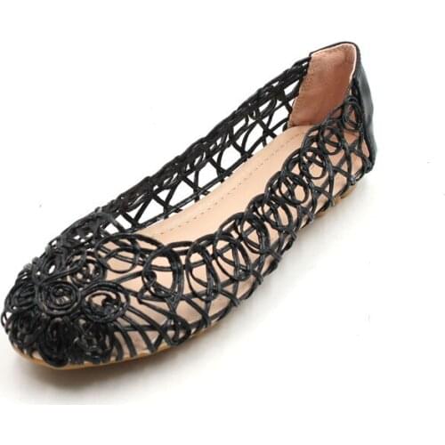 Summer New Scoop Shoes 2019 Soft Bottom Wild Hollow Breathable Womens Shoes Large Size Flat Flat With Single Women