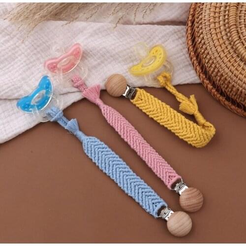 Baby Pacifier Clips Wooden Infant Kids Cotton Crochet Pacifier Chain Newborn Teething Soother Chew Dummy Chain Handmad