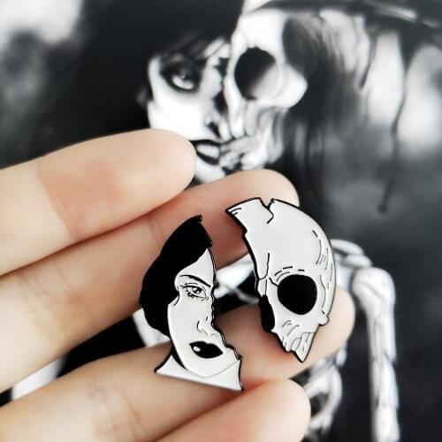 The Skeleton Couples Lapel Pin Half Women Half Skull Punk Romantic Goth Halloween Enamel Badges Brooches Pins For Backpacks