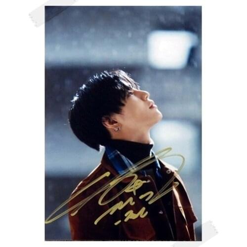 Signed SHINEE Lee Taemin autographed original photo 6 inches frees hipping k-POP 10201701