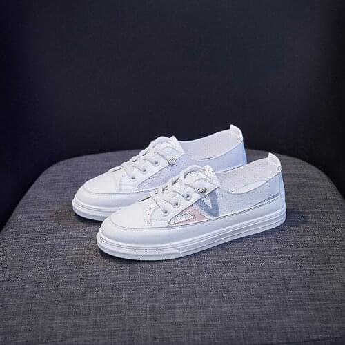 2021 New Spring Woman Vulcanize Shoes Black White Ladies Sneakers Breathable Mesh Shose Womens Lightweight Walking Shoe