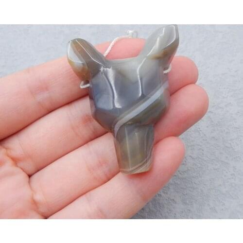 Natural Stone Agate Handmade Animal Pendant Fashion DIY Jewelry Carved Wolf Head Pendant Bead 47x35x16mm,27g