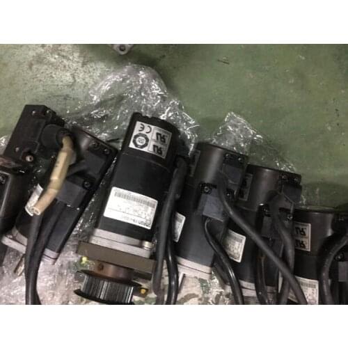 R7D-A20030-S1 Used One , servo motor , Good Working free shipping