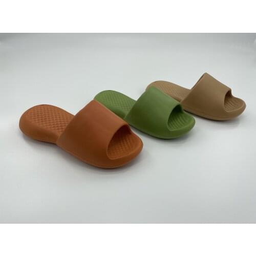 Summer Mens And Womens Solid Color Cool And Comfortable Slippers EVA Material Indoor Bathroom Non-Slip Sandals