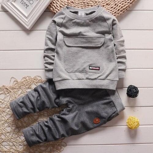2017 New Kids Suits Big Bag + Pants Children Tracksuit Boys and Girls Clothes Set Kids Children Clothes For 1~3 Years SK88
