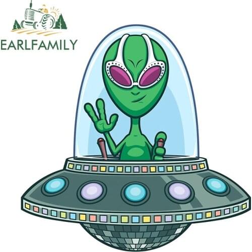 EARLFAMILY 13cm x 12.9cm for Alien Flying Saucer Laotop Car Sticker VAN Cartoon Decal Cartoon Waterproof Bumper Car Assessoires