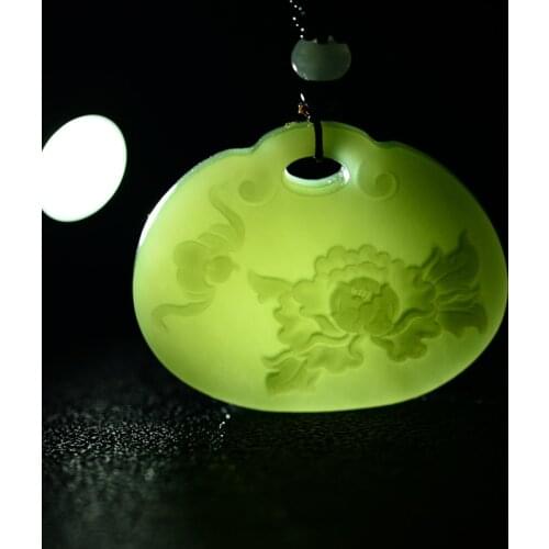 Natural jade A hetian jade handcarved jade green jade pendant for woman jade necklace jadeite jade jewelry