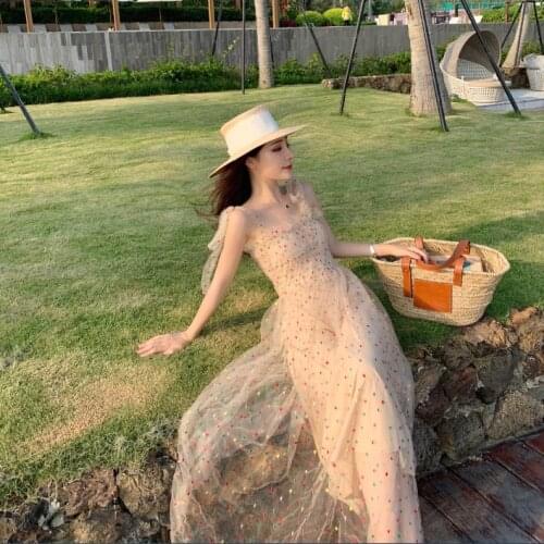 French Retro Yamamoto Mesh Embroidery Super Fairy Beach Resort Skirt Platycodon A-string Dress