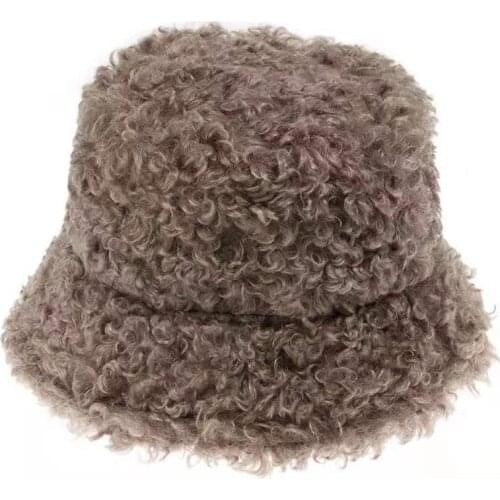 New Outdoor Warm Lamb Faux Fur Bucket Hats Black Solid Fluffy Fishing Cap Panama Bob Fisherman Gorros Women Winter 2021 Fashion