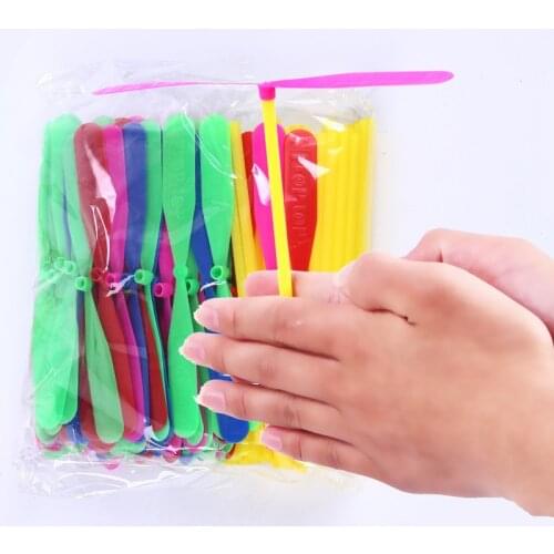 100pcs/small Children Outdoor Bamboo Dragonfly Category Toy Wholesale Gift Fairy Flying Saucer Sales Selling Flying Arrow
