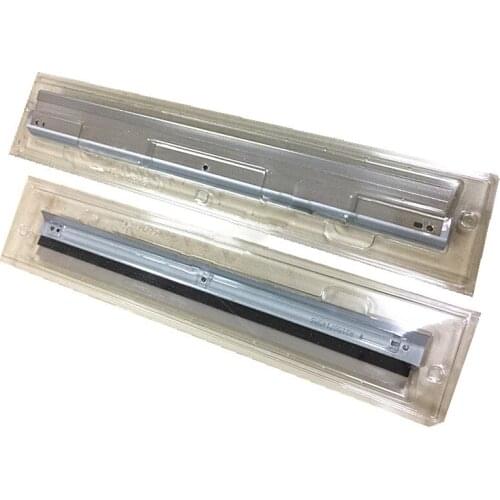 Free Shiping 5* Magnetic roller scraper Developing cartridge scraper for Xerox DC1050 1080 2000 2050 2003 315
